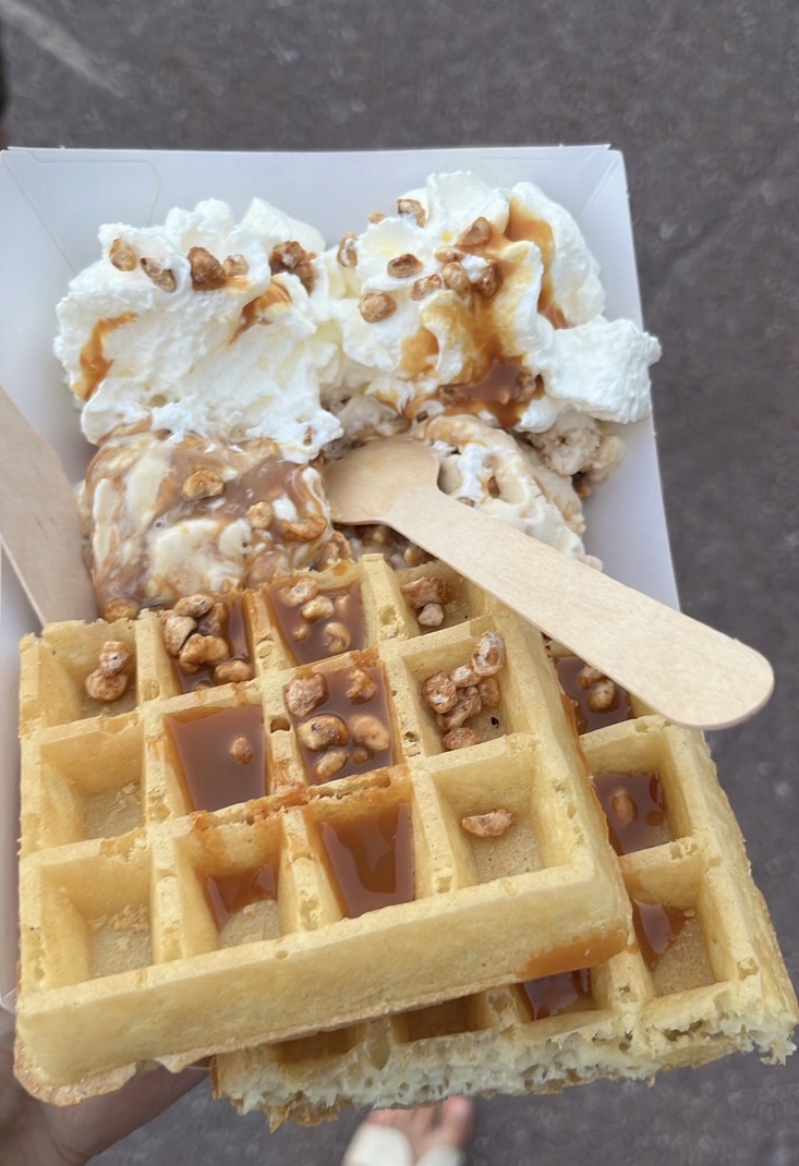 waffles & cream